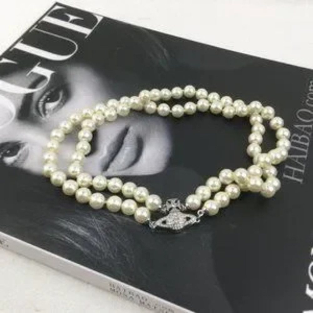 Vivienne Westwood Double Layer Pearl Magnetically Absorbing Button Necelace